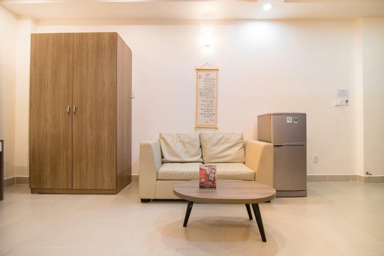 Reddoorz @ Hai Ba Trung Street Хошимин Экстерьер фото